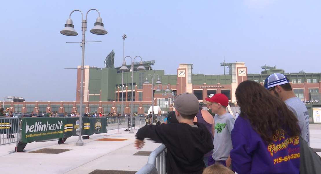 Bellin Blitz: Green Bay Packers and Bellin Health celebrate return of football