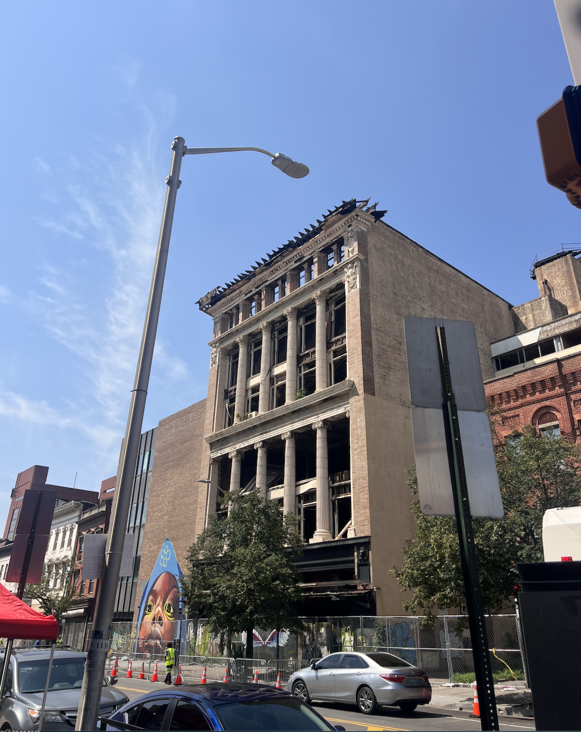 Abandoned building N Eutaw