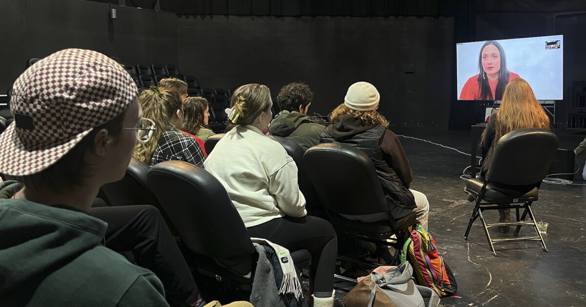 Oscar nominee Lily Gladstone guest lectures University of Montana acting class - Vimarsana News