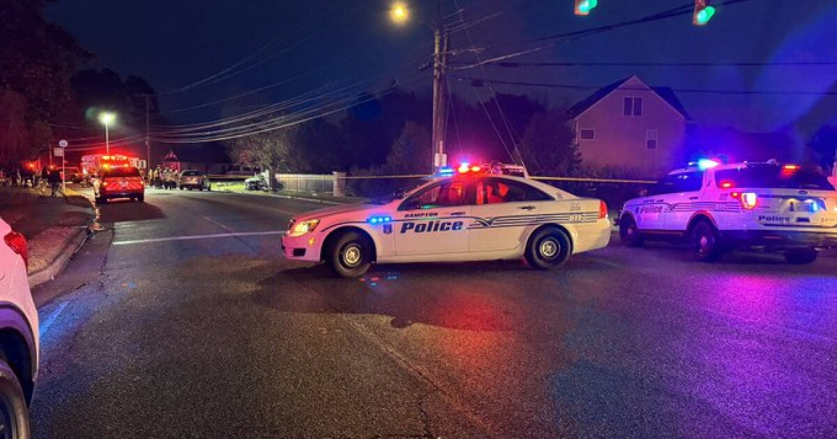 1 dead, 3 hospitalized in Hampton car crash on West Queen Street: Police - Vimarsana News