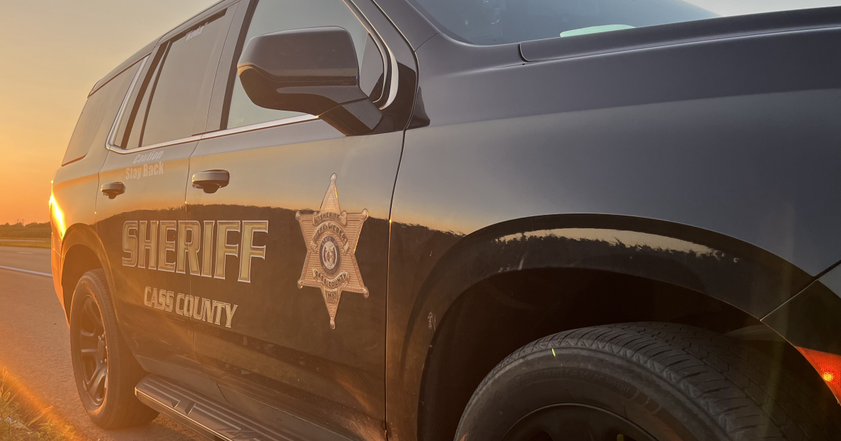 3 juveniles arrested Monday after pursuit in stolen vehicle ends in crash