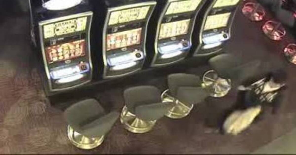 Police Looking For Suspects In Hamburg Casino Theft
