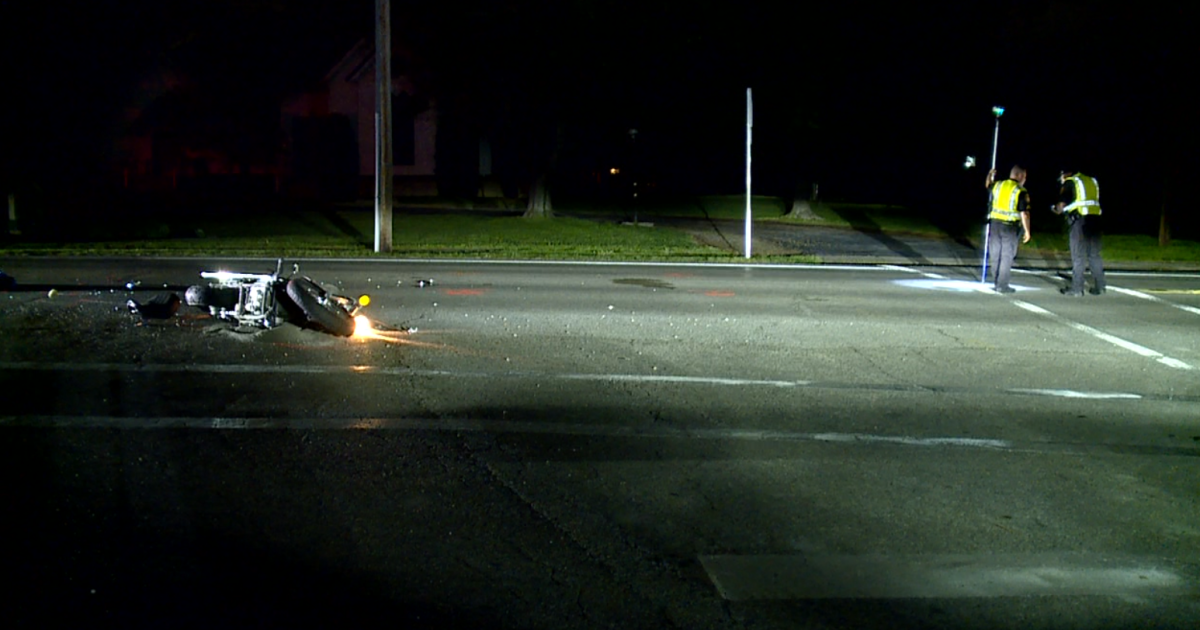 Police: Motorcyclist seriously hurt after crash into police car during ...