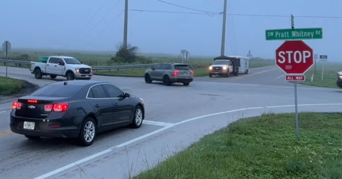 Pratt Whitney and Bridge Roads intersection backs up Martin County commuters