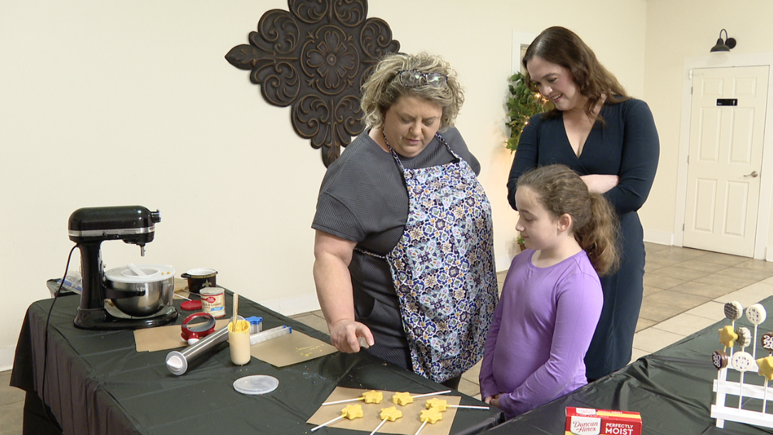 Making New Year's Eve cake pops