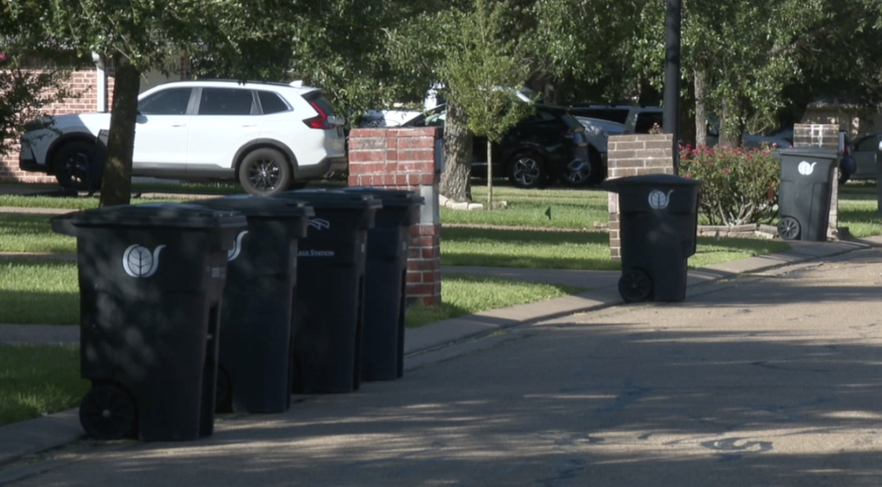 College Station implements new trash can fee for lingering bins