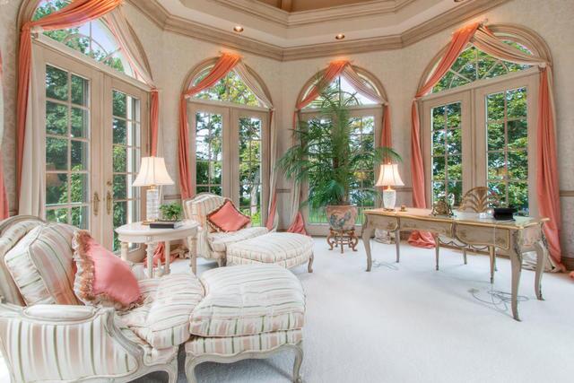 Inside The Most Beautiful Home For Sale In Wisconsin