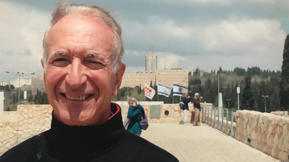 Richard-Pocker-Sarasota-Man-Hears-002.png