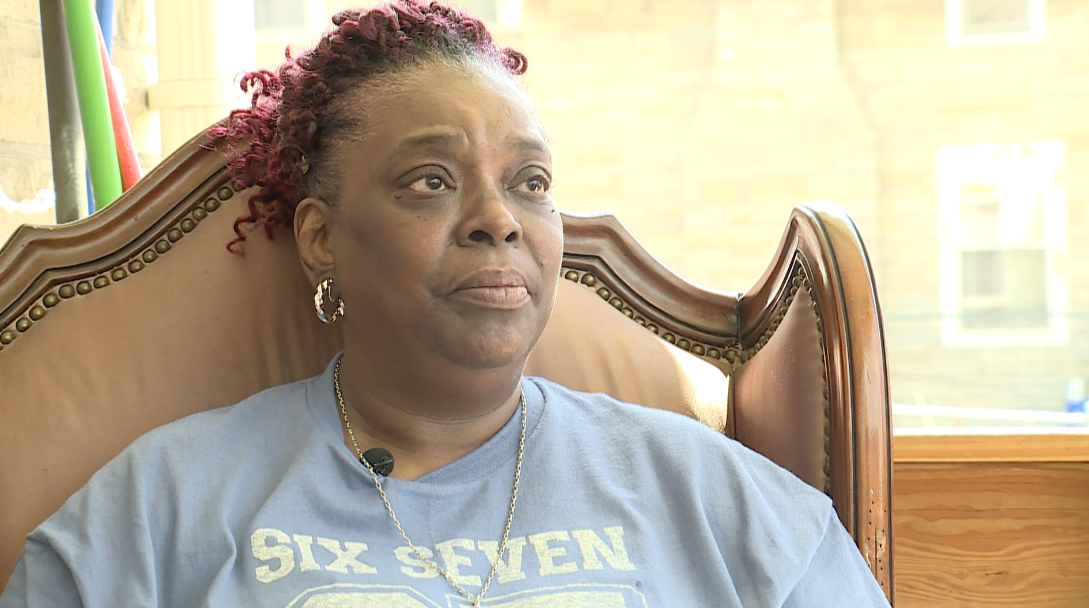 Rose Qualls, Lee's sister-in-law