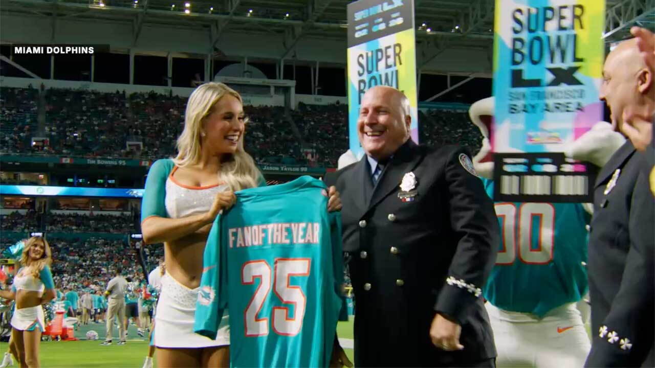 A Boca Raton family's decades-long dedication to the Miami Dolphins earned them the 2025 Fan of the Year honor — and Friday night, they lead the crowd at Hard Rock Stadium.