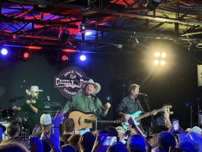 Garth Brooks The Grizzly Rose