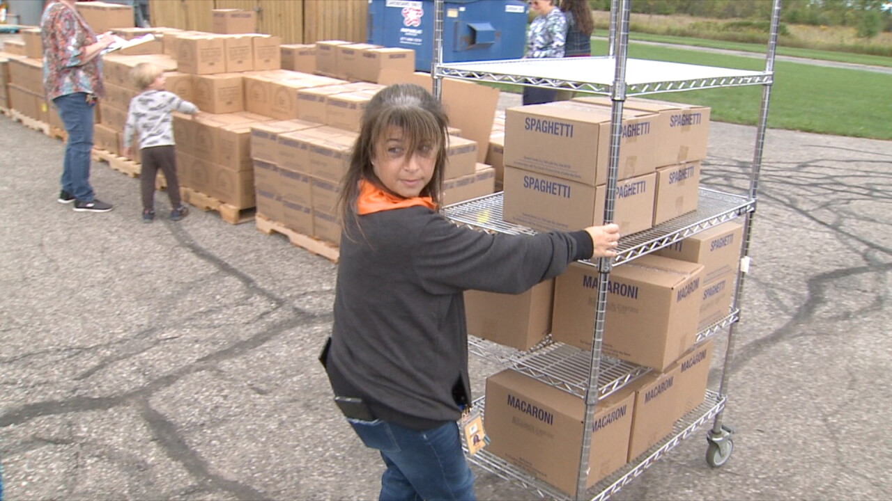 Food Distribution 2.jpg