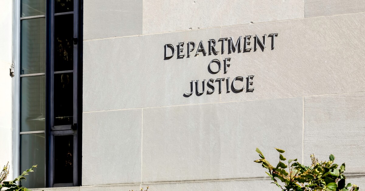 Lakeside man arrested, charged with plot to support ISIS
