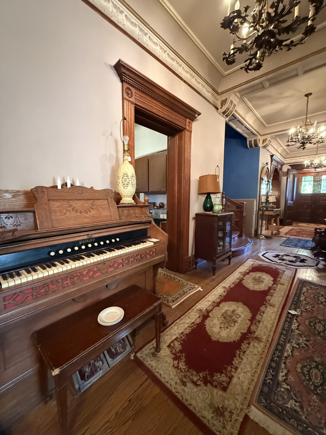 mansion photo - 1.jpg