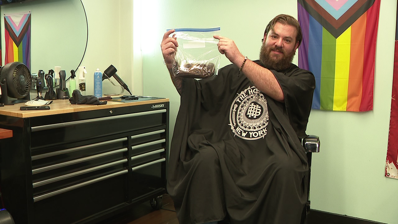 Cole Weinman donates hair to Wigs For Kids