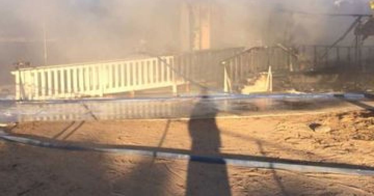 Fire destroys mobile home in Ridgecrest