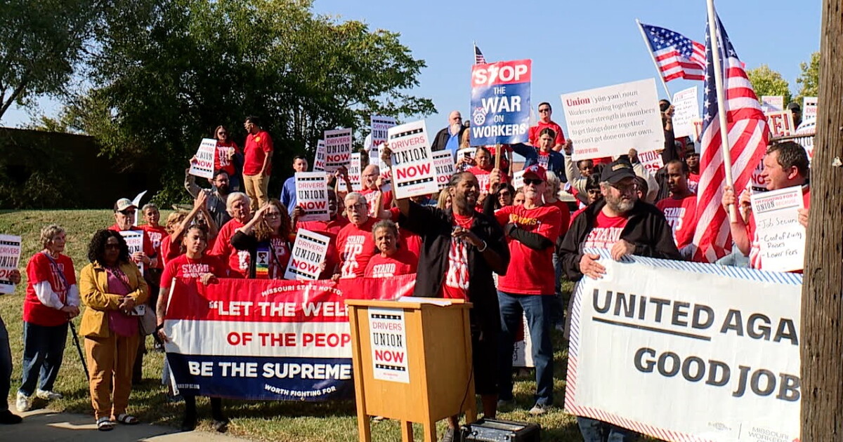 Drivers for KCMO’s IRIS rideshare program demand better working conditions