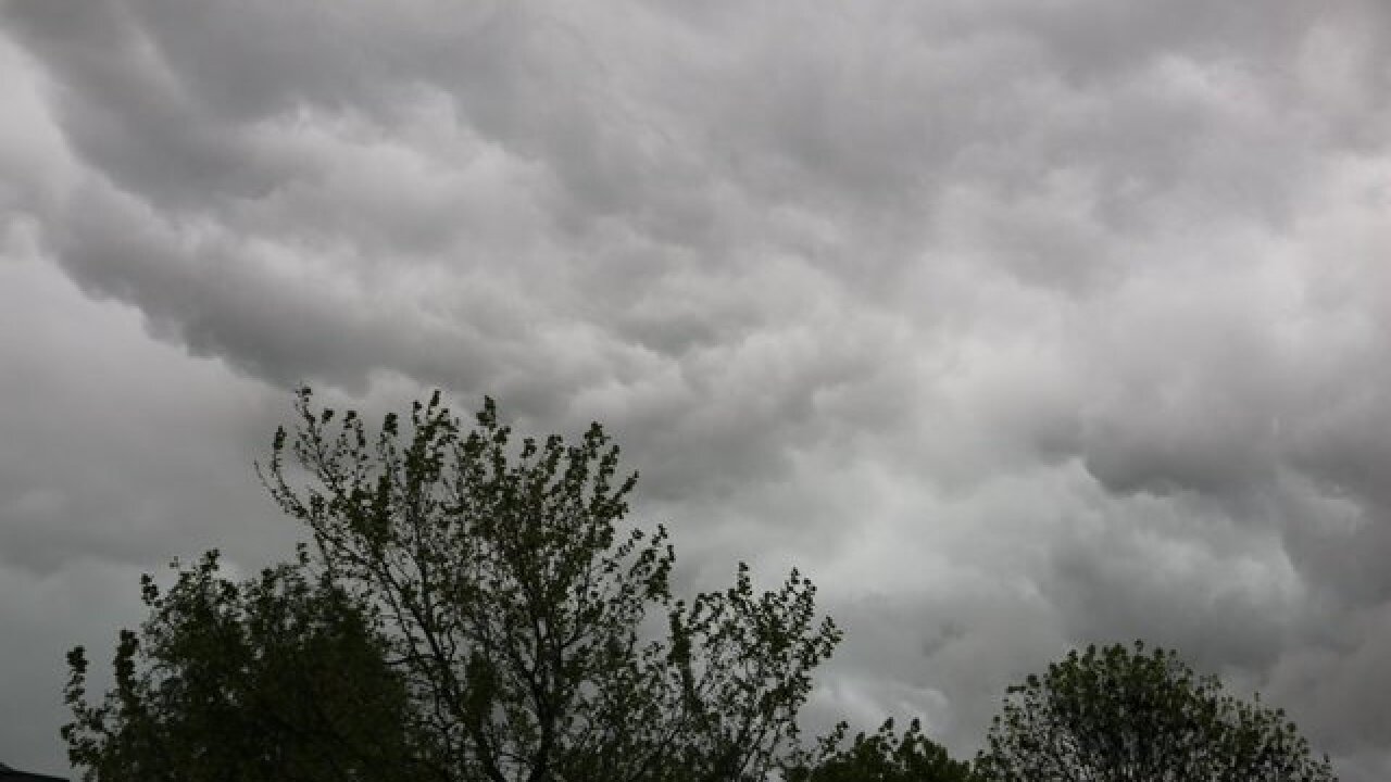 Severe thunderstorms bring hail to KC metro