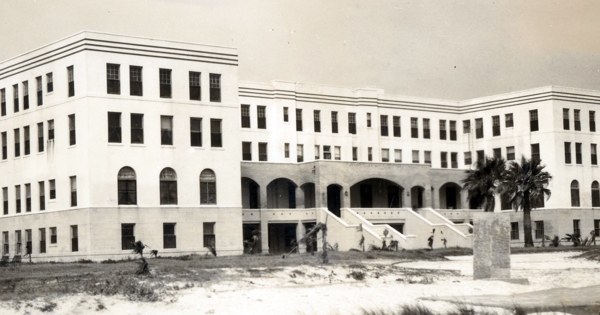 The iconic Hotel Breakers - Vimarsana News