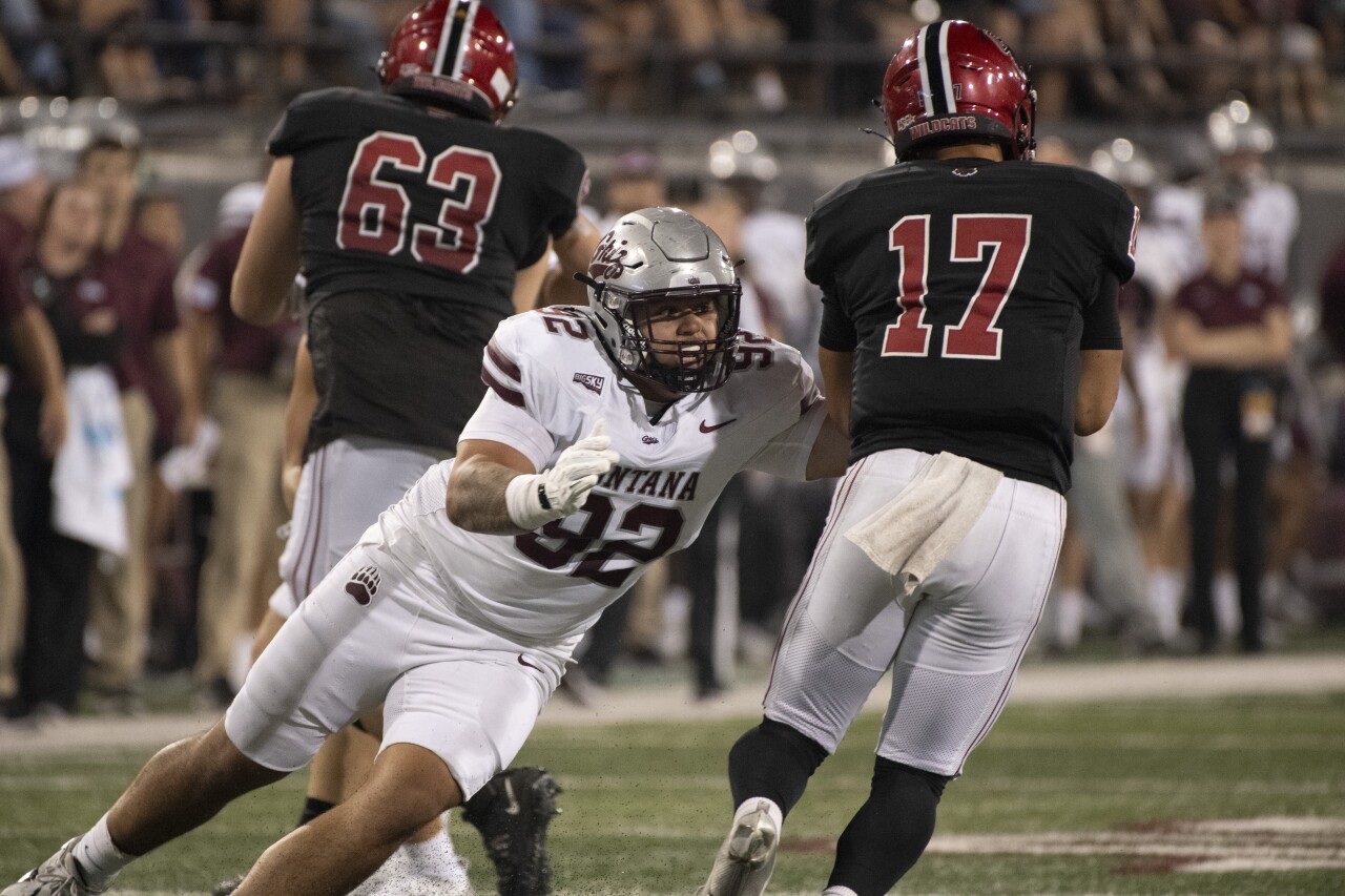Montana Grizzlies versus Central Washington