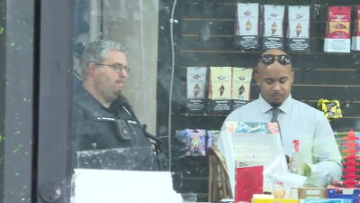 Hampton 2 year old shot investigators in convenience store