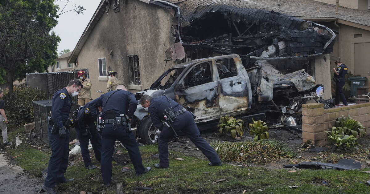 Several people dead after plane crashes into San Diego neighborhood