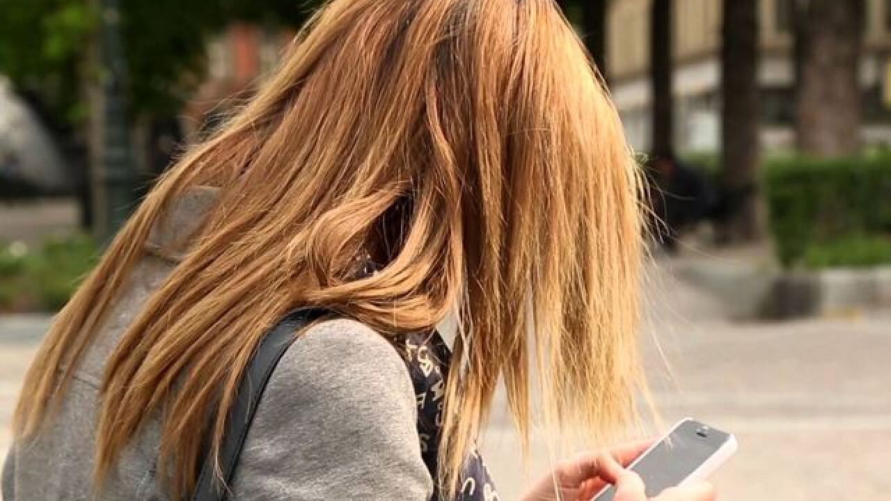 Weekend work email now against the law in France