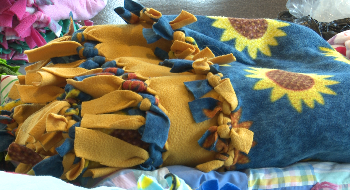 Blanket Blitz: Community comes together to help people stay warm this winter