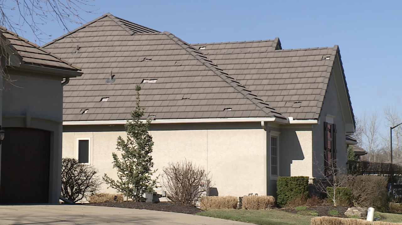 roof damage parkville.png
