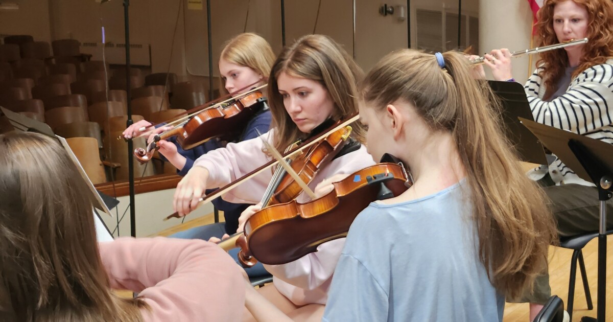 Volunteer choir and orchestra to perform free at the Lincoln Center in Billings