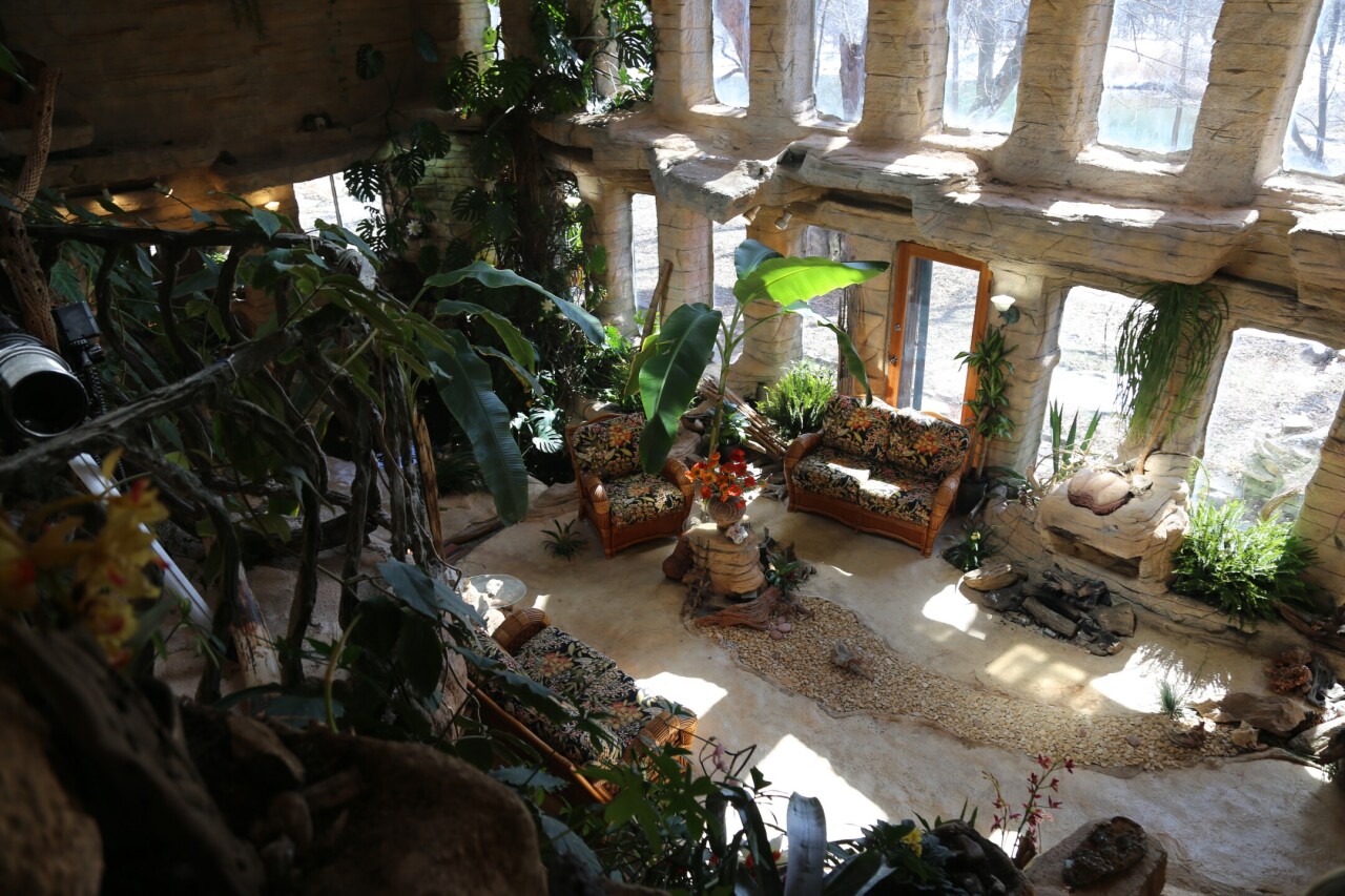 Crazy New Berlin HOme