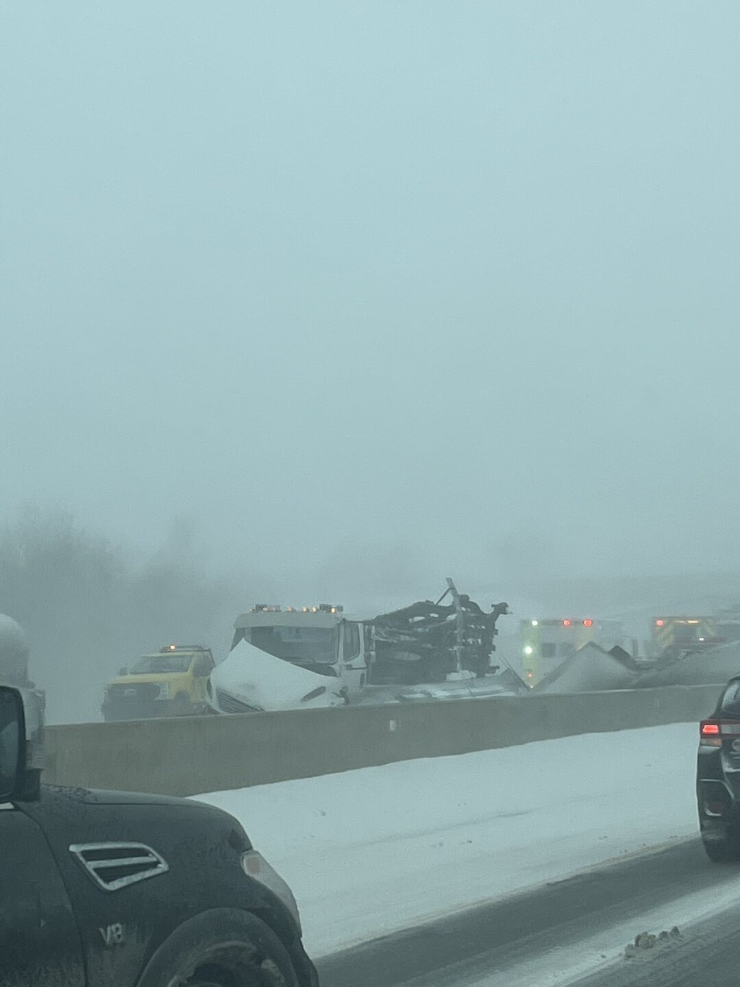 OHIO TURNPIKE 4 PILEUP CREDIT MIKE WALDRON TWITTER @MIKEWALDRON115.jpg