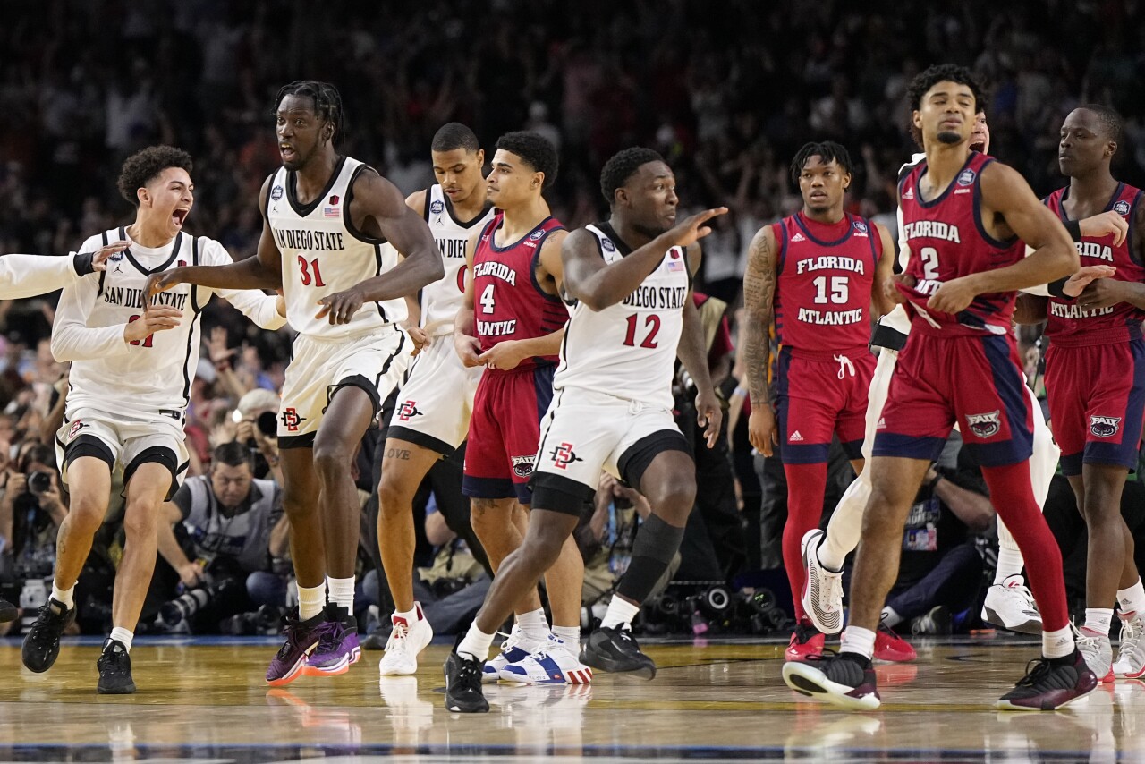 San Diego State Aztecs celebrate after beating Florida Atlantic Owls in Final Four, April 1, 2023