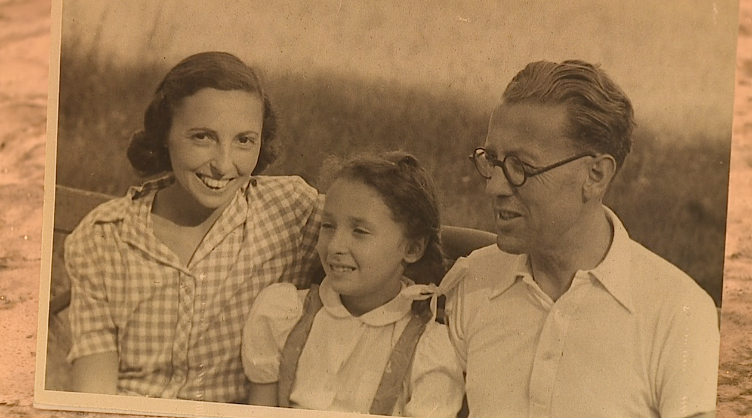 Judy Jacobs and parents