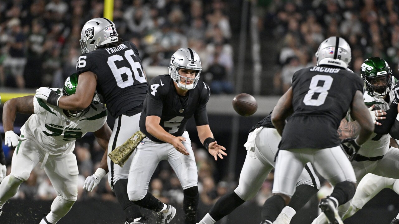 Las Vegas Raiders defeat Jets, win second game under interim Head Coach