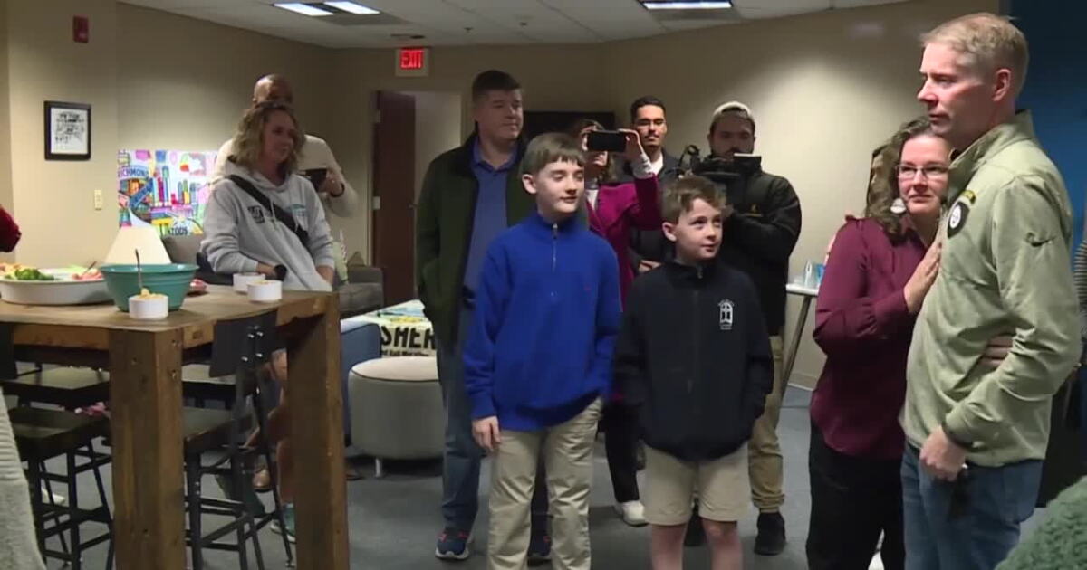 He nearly died at the Richmond Marathon. Now he's thanking those who saved him. - Vimarsana News