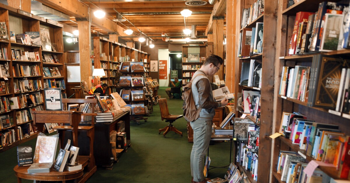 Denver bookstore Tattered Cover accepts .83 million sales bid from Barnes & Noble