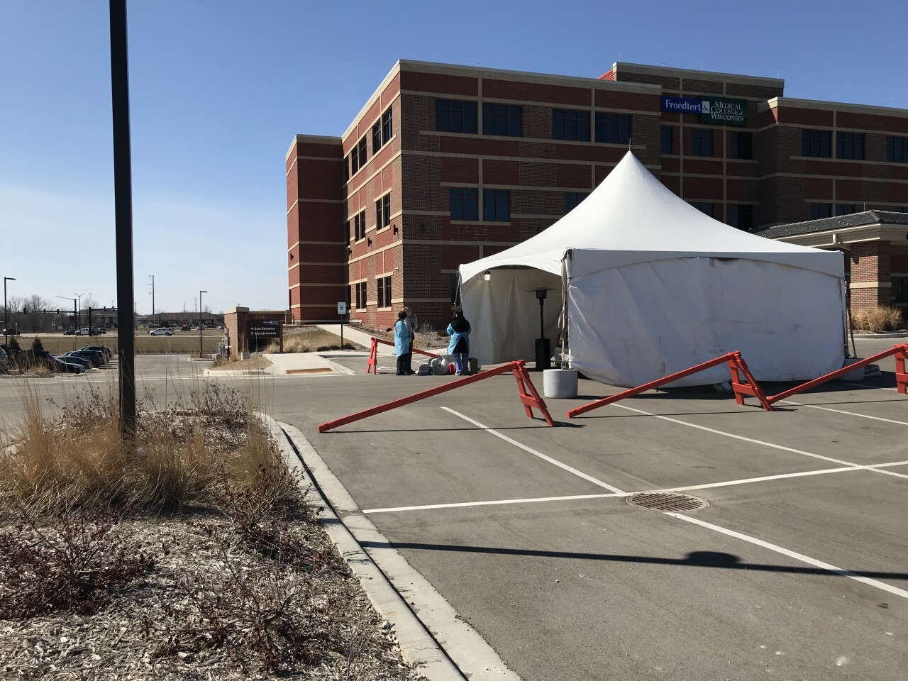 coronavirus testing drive-thru 2.jpg