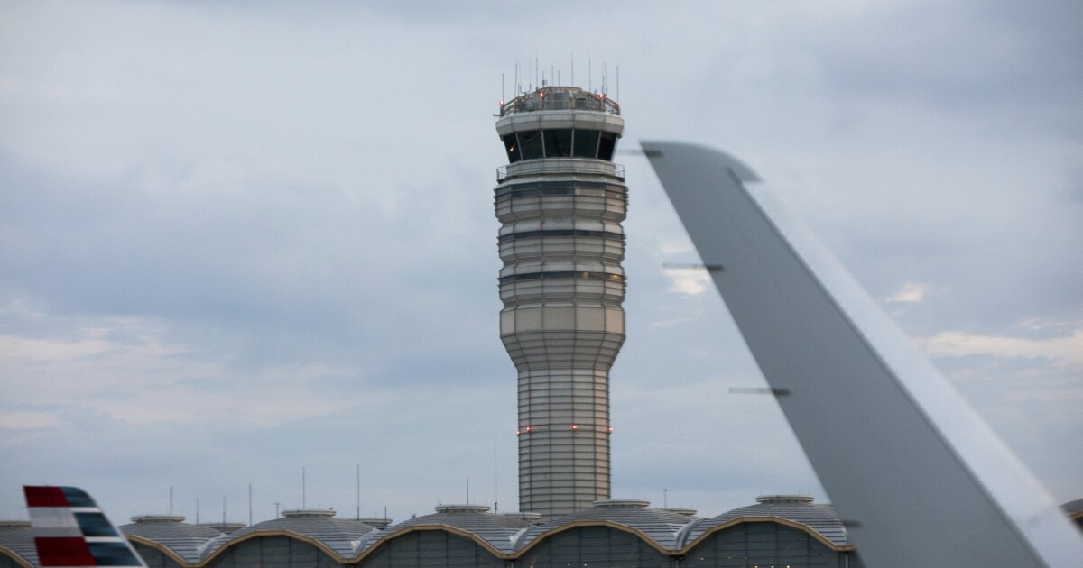FAA's $835M plan will replace aging control towers, upgrade airports