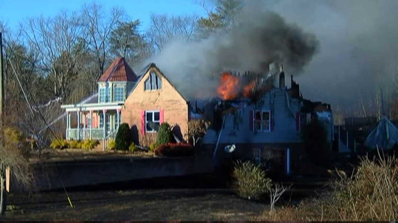 Alabama family burns down house trying to clean up ‘toilet papered’ tree