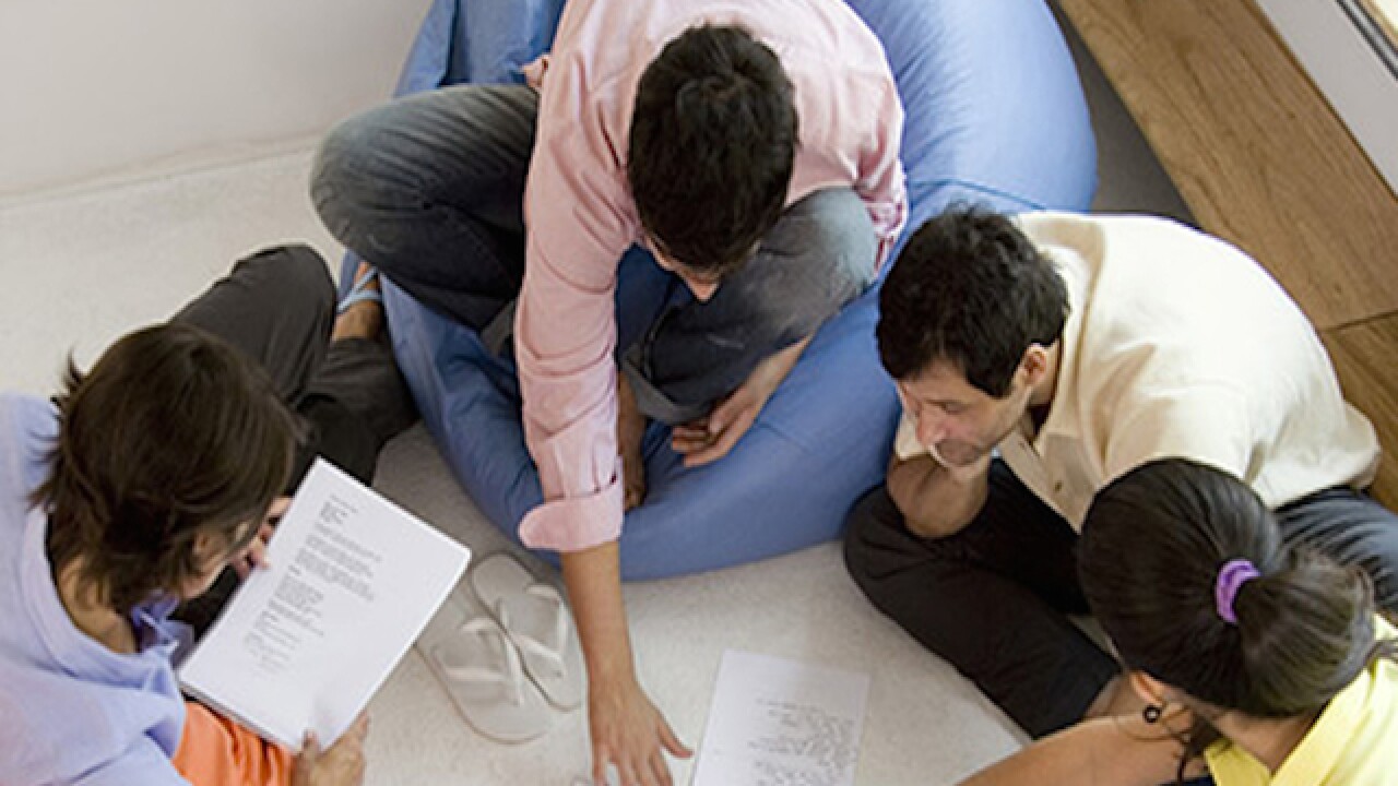 10 College Dorm Room Decorating Ideas