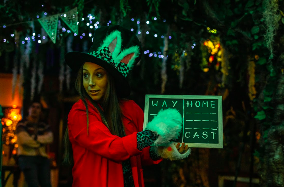 Alice In Wonderland.png