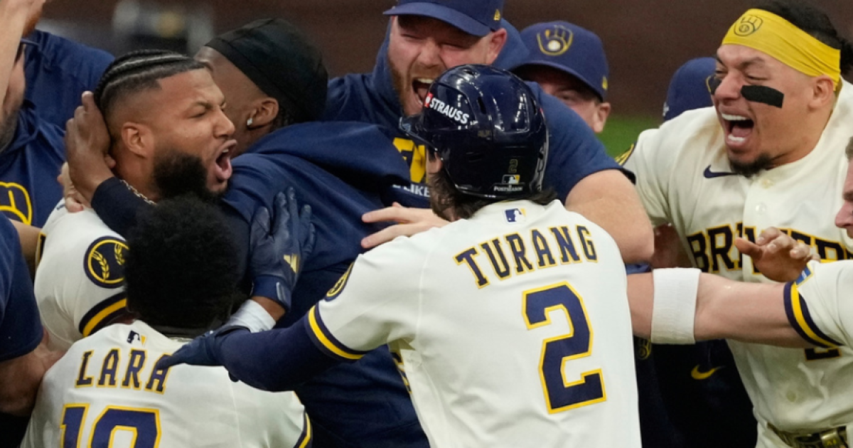 Brewers rally past Padres, take 2-0 NLDS lead with 4-3 comeback win