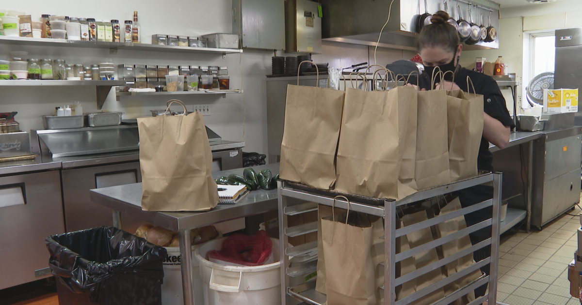 Area cafe serving up recipes, on line classes