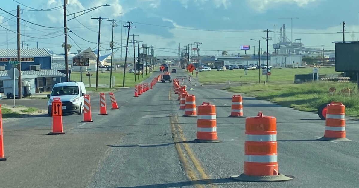 Lane closures on Port Ave between Agnes and Lipan expected to last 60 days