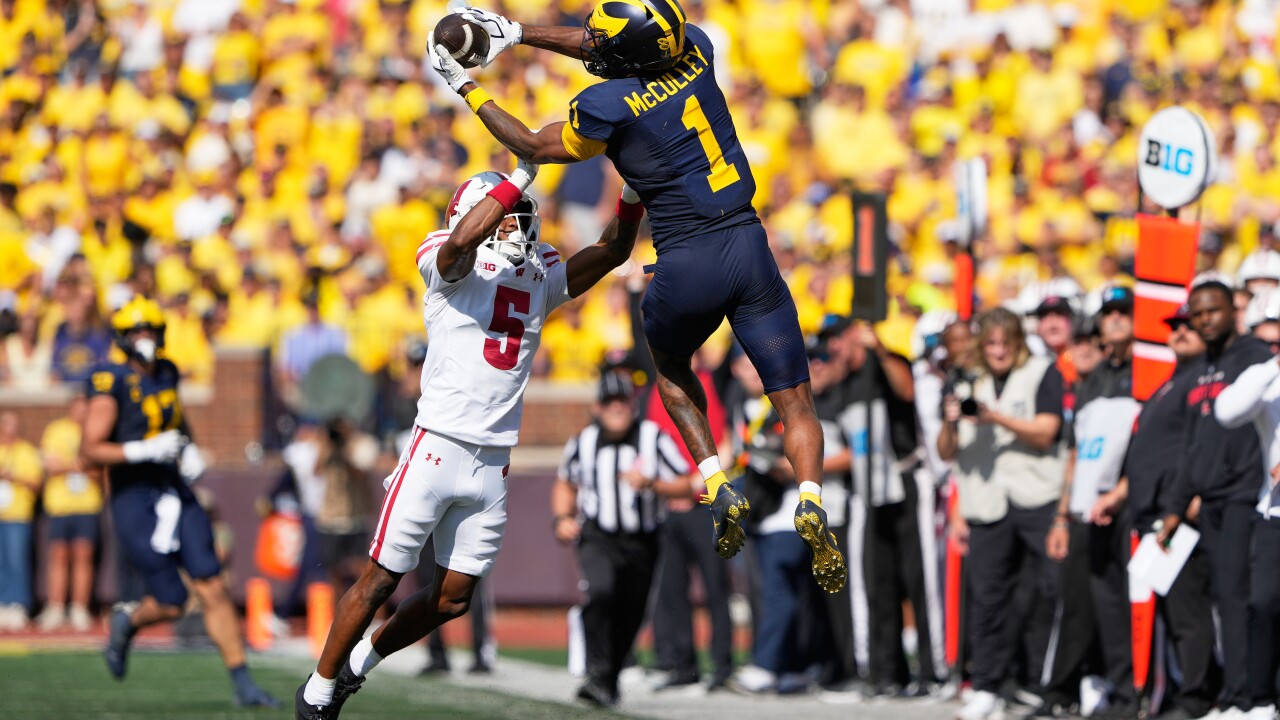 APTOPIX Wisconsin Michigan Football