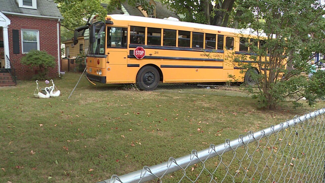 Henrico school bus driver taken to hospital after avoiding collision