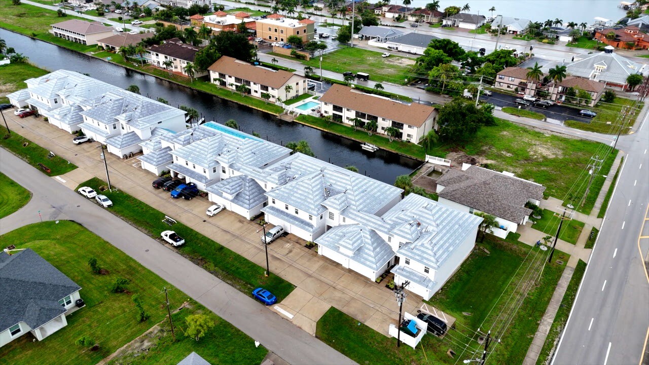 Aerial view of the apartment complex on SW 47 St where the shooting occurred.