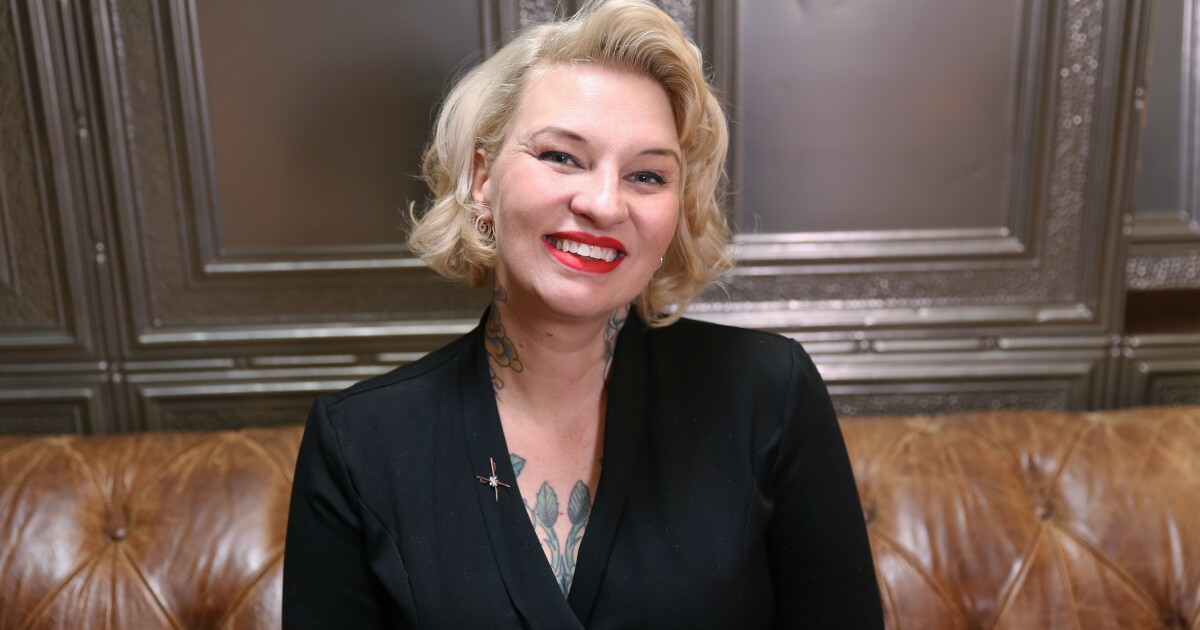Mixologist Molly Wellmann to host cocktail series at Arnold's Bar and Grill - Vimarsana News