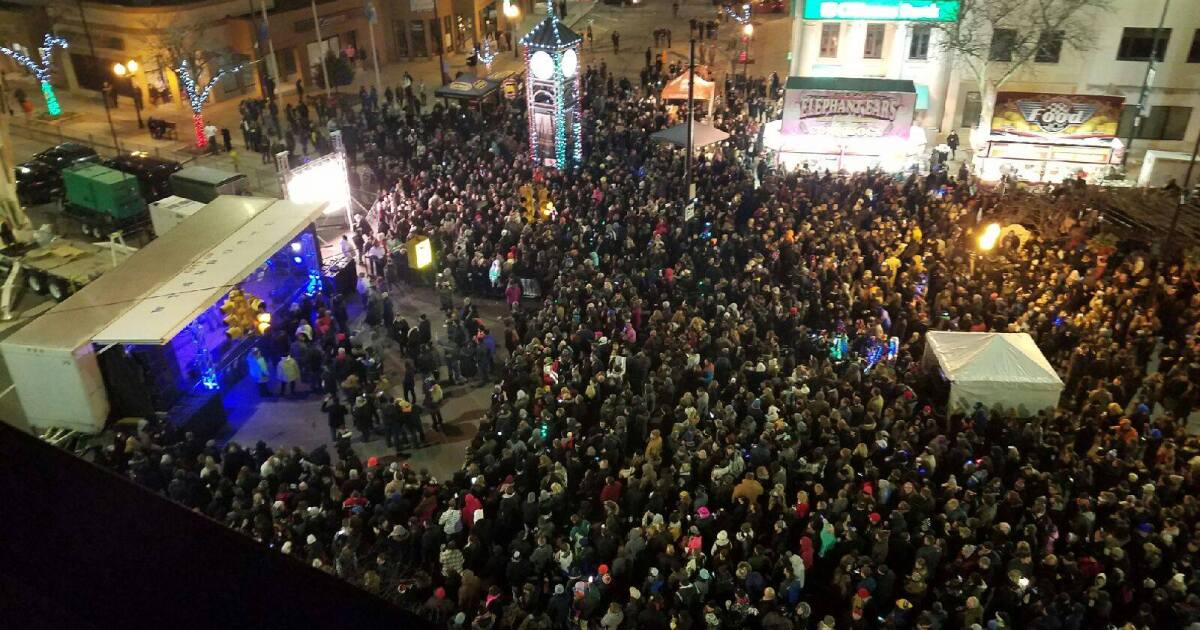 List New Year's Eve events